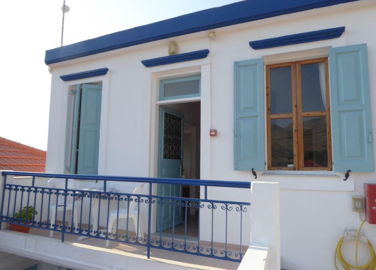 Villa Yorgos Chalki Town Zewnętrze zdjęcie